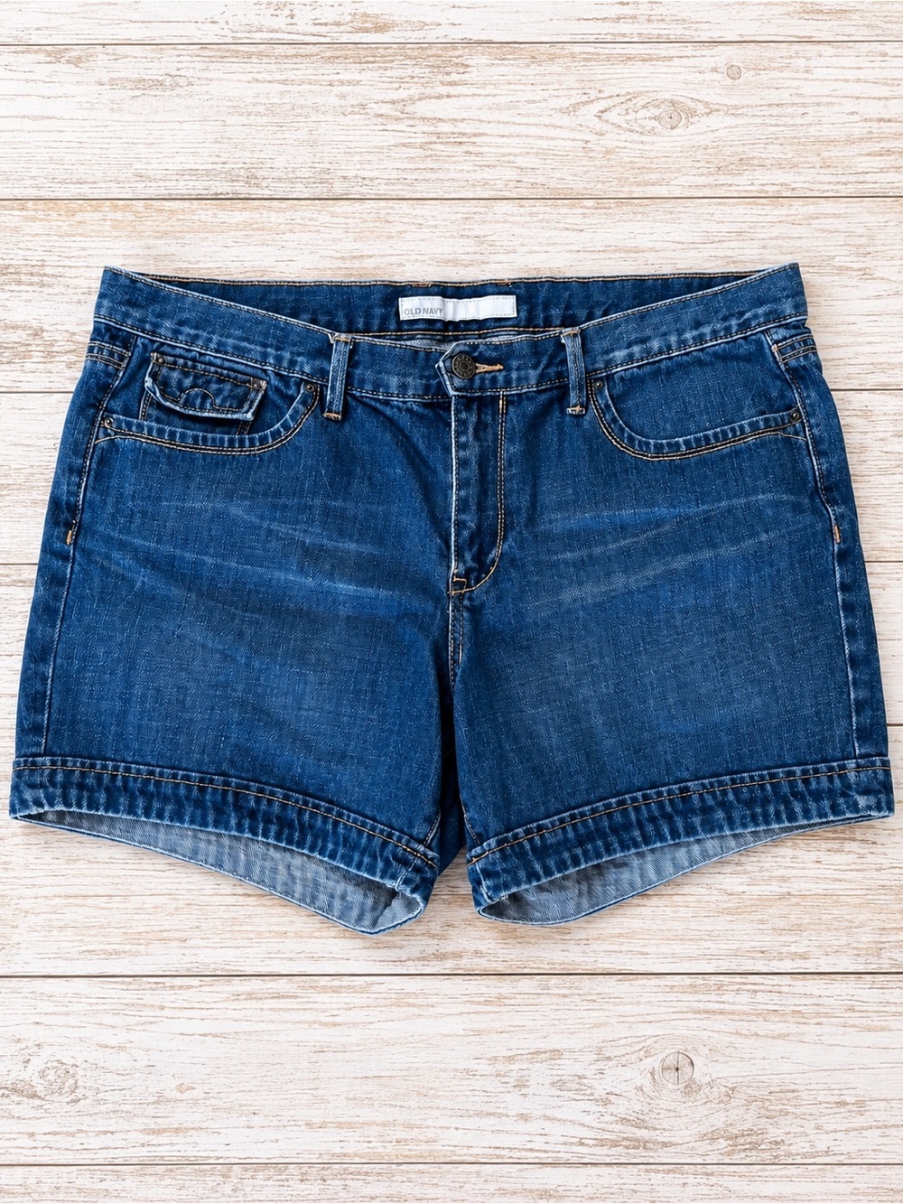 Old Navy Women’s Dark Wash Denim Shorts Approx Size 18 XL